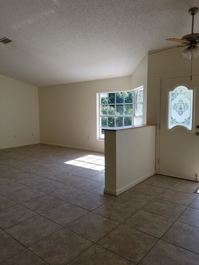 Photo - 7247 River Country Dr