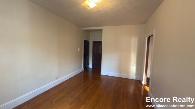 Photo - 163 Summer St Unidad 29