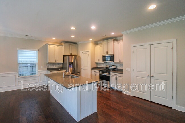 Photo - 1149 Sumner Ave