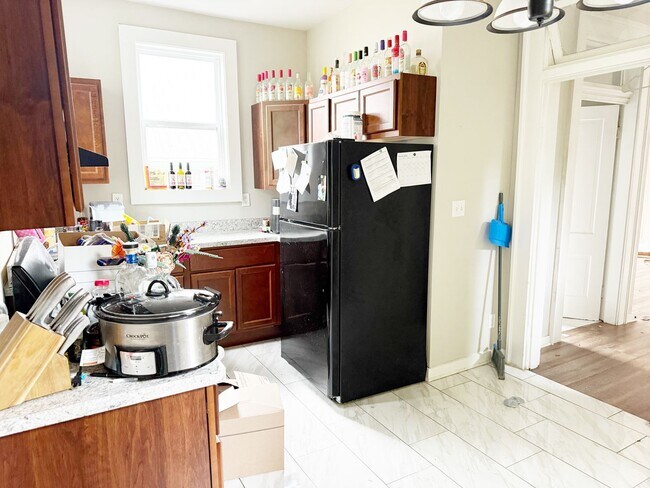 Photo - 28 E Powell Ave Unit 28 B