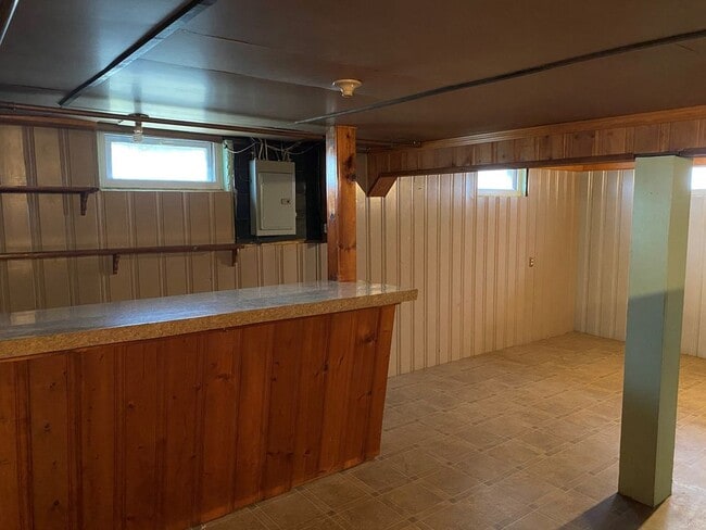 Photo - 1412 Wilbraham Rd