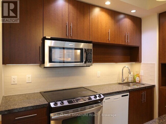 Photo - 120 Homewood Ave Unit 904