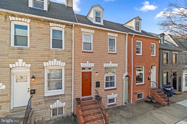 Photo - 1827 Bank St