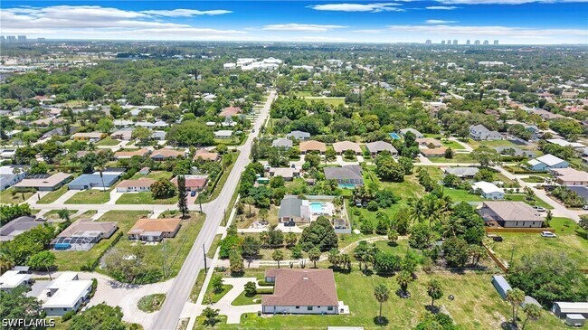 Photo - 11251 Dean St