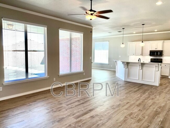 Photo - 9609 Hyden Ave