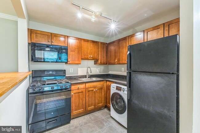 3105 Naylor Rd SE Unit 304