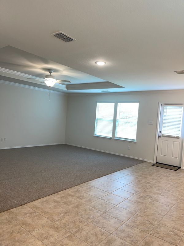 Photo - 138 Waxberry Dr