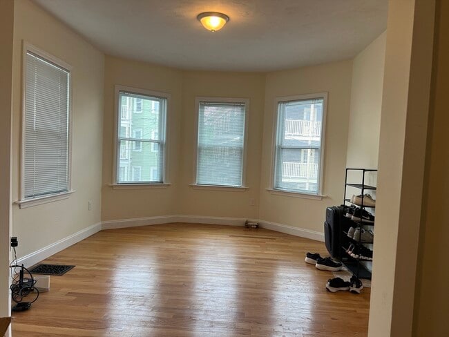 Photo - 12-14 Weld Hill St Unit 2