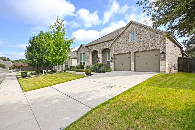 Photo - 1438 Oaklawn Dr