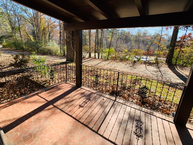 Photo - Atlantan Apartments