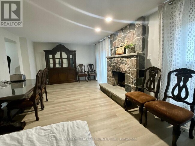 Photo - 260 Fisherville Rd