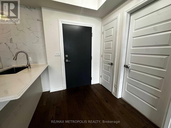 Photo - 58 Adam Sellers St Unit 301