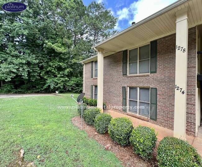 Building Photo - 1274 Britain Dr NW Rental
