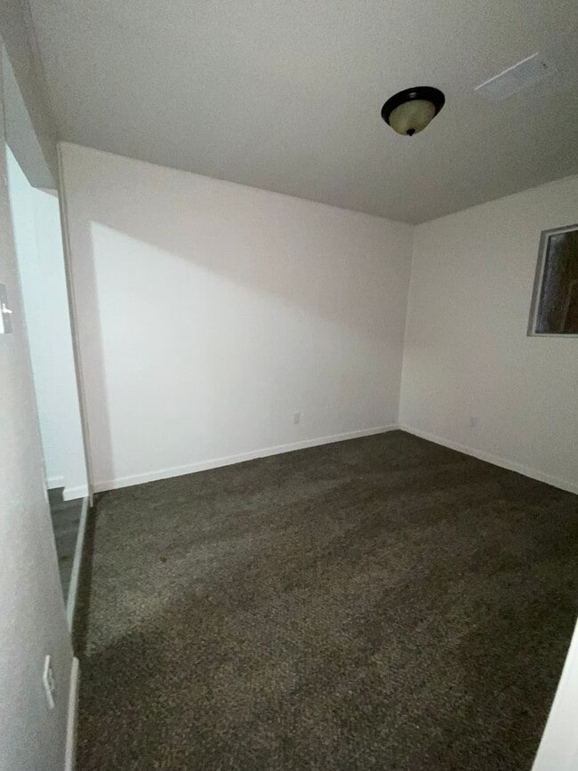 Photo - 1614 Parklane Dr