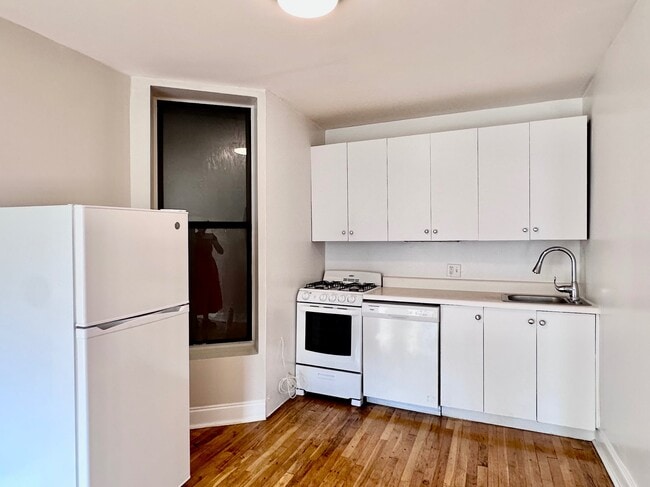 386 Manhattan Ave Unidad 11