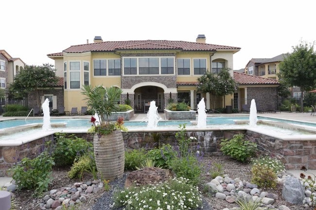 Building Photo - The Cortona Rental