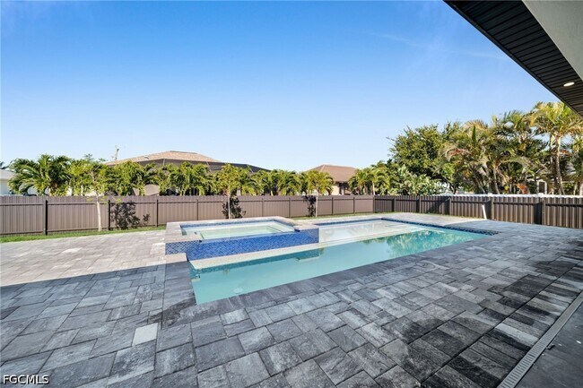 Photo - 436 NW 38th Ave