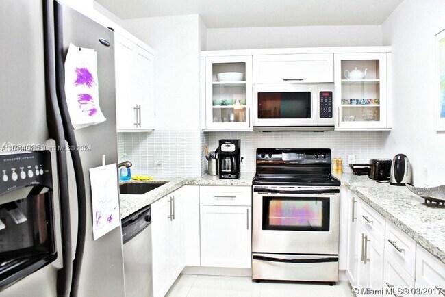 Photo - 100 Bayview Dr Unit # 501