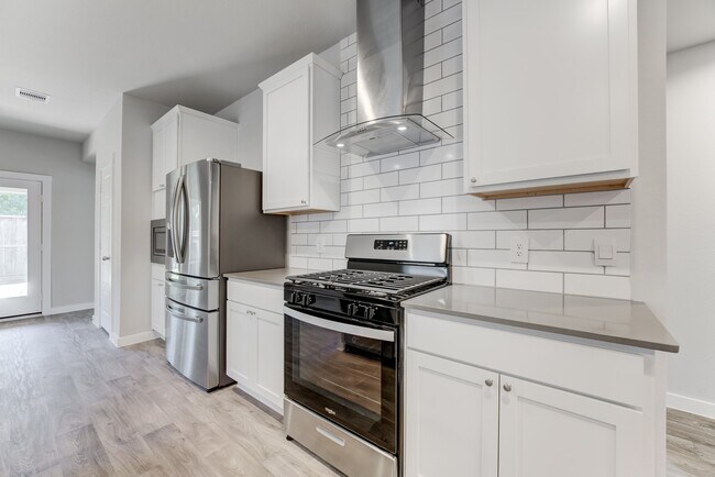 Photo - 2824 Wingmore Ln