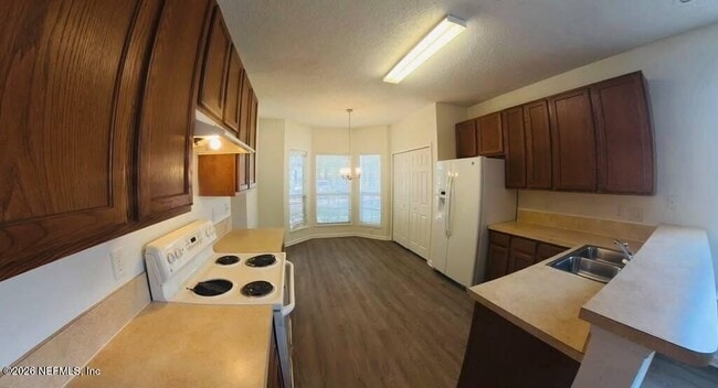 Photo - 515 Hopewell Dr