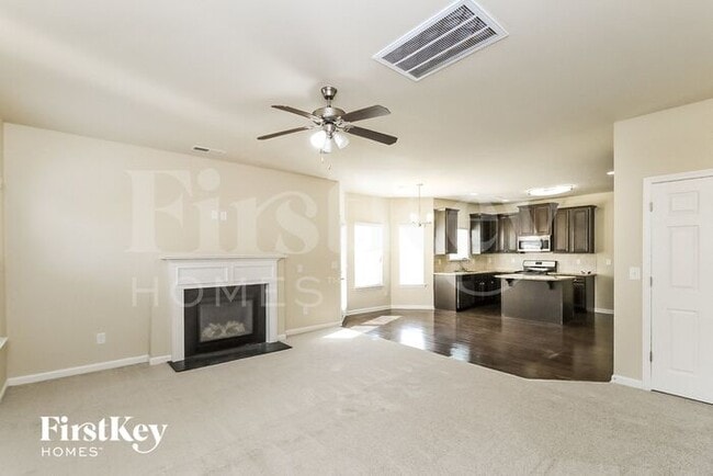 Photo - 33 Wedge Wood Way