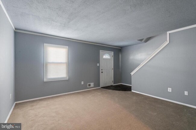 Photo - 9716 Bragg Ln