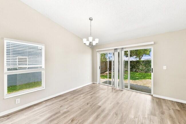 1217 Etchfield Cir