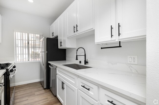 Photo - 1620 South Bentley Ave