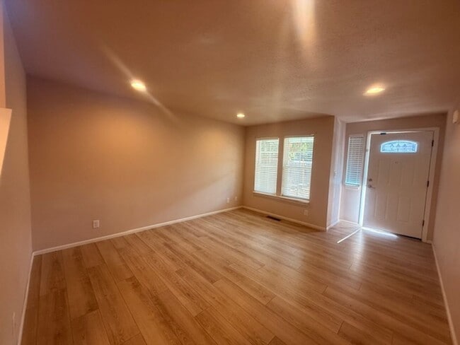 Photo - wilc04 Unit 531