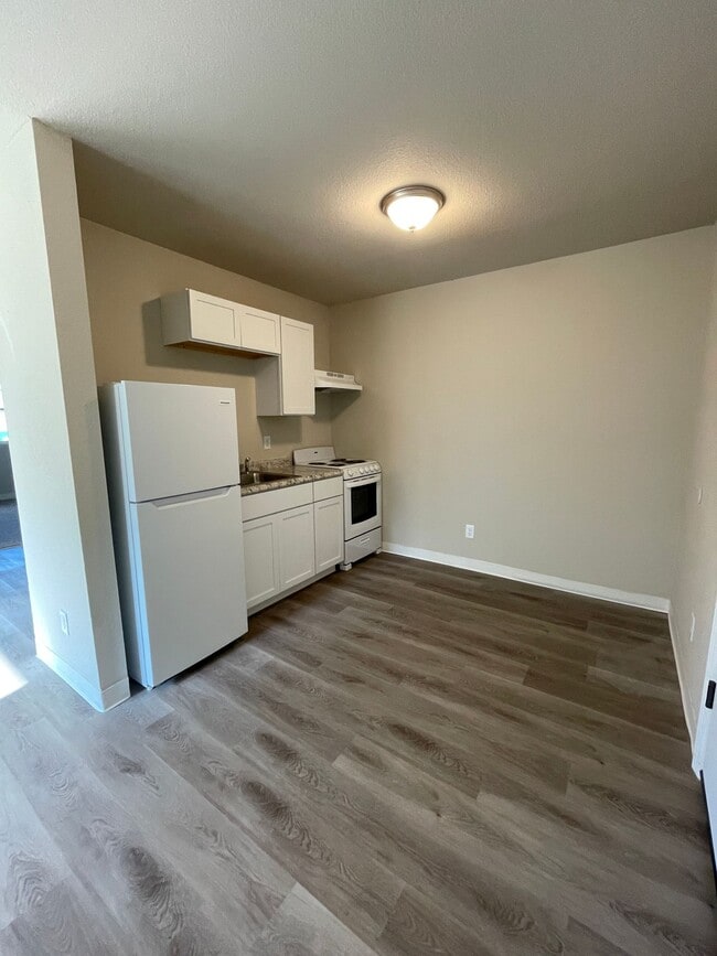 Photo - 2413 24th St