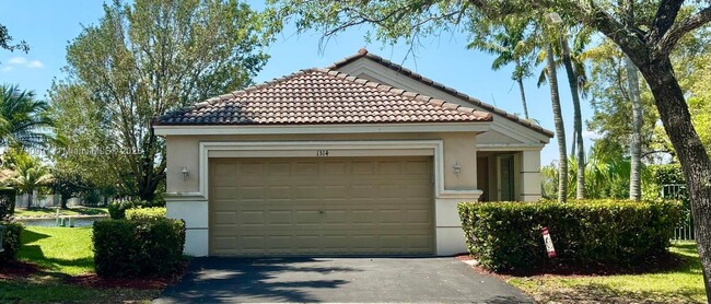 Photo - 1314 Canary Island Dr House