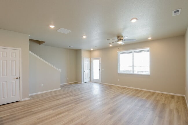 Photo - 13959 Vispo Wy