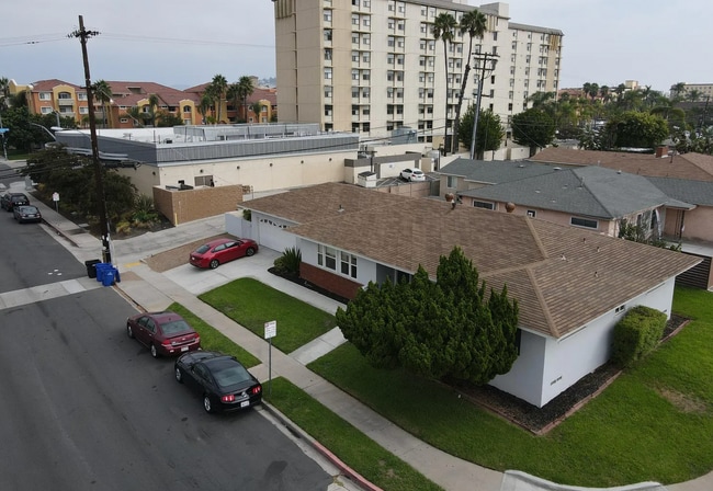 Photo - 5071-5073 55th St Unit 5071 55th St