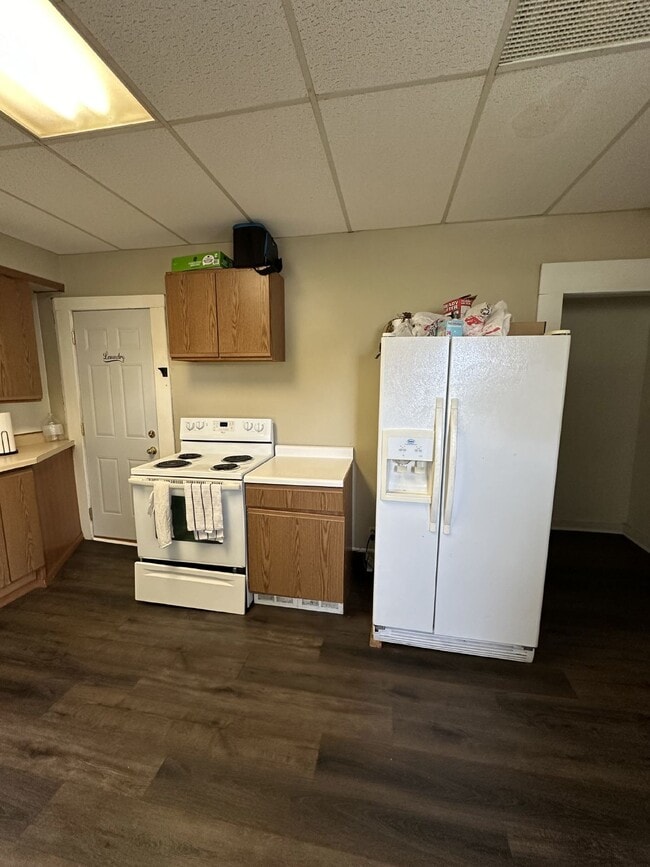 Photo - 4 Bed 1 Bath near UWEC, Water Street, and ...