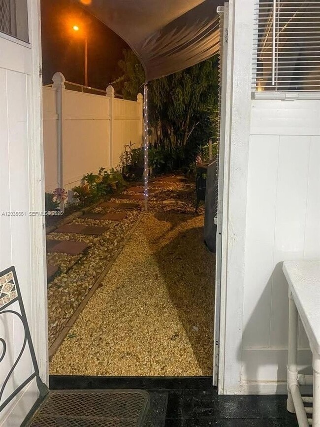 Photo - 22XX SW 42nd Way Unit C