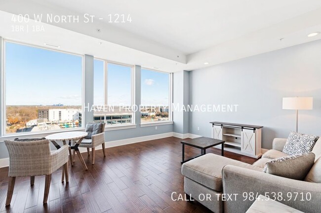 Building Photo - 400 W North St Rental