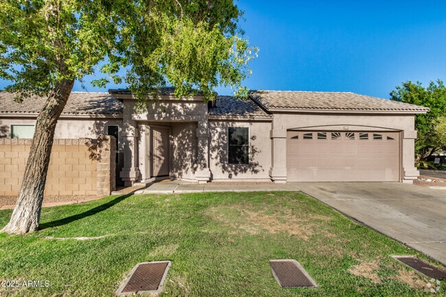 Building Photo - 2221 E Union Hills Dr Rental
