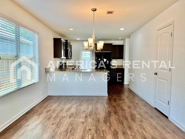 Photo - 16406 Waterbury Ln