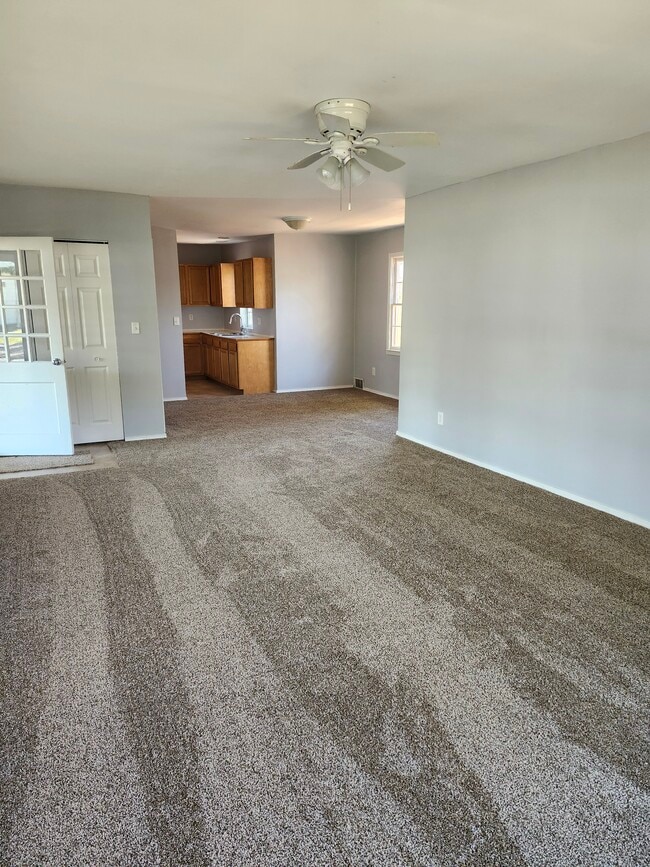 Photo - 2366 Deming St