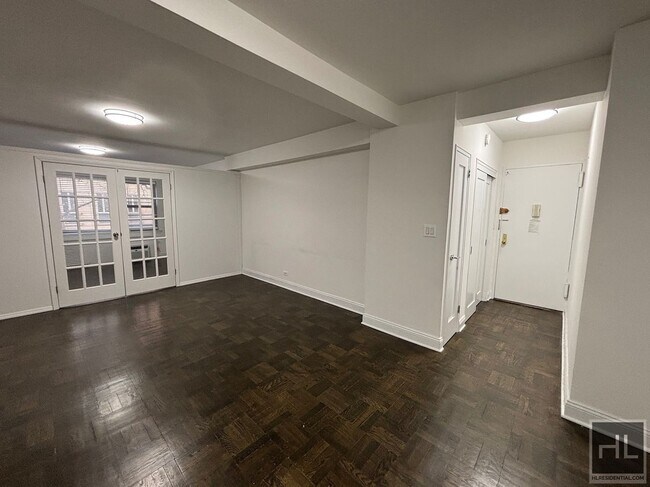 Photo - BEEKMAN PLACE Unit 2B