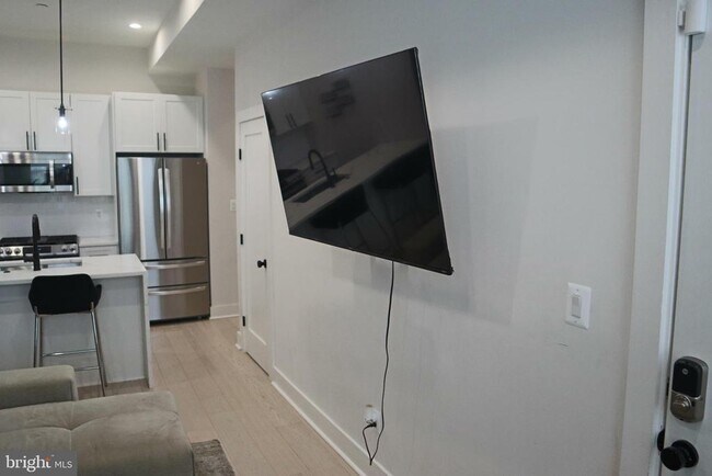 Photo - 5507 7th St NW Unit 2