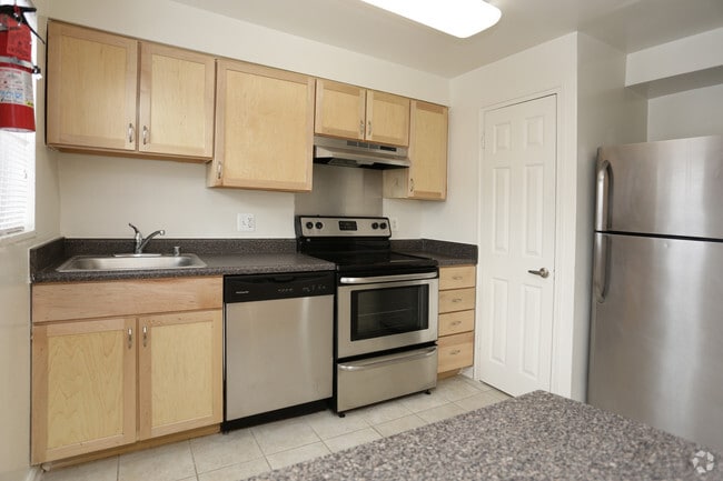 Kingsley Commons Townhouses