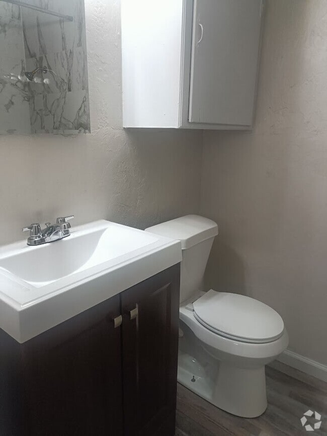 Building Photo - 2815 SW 33rd St Rental