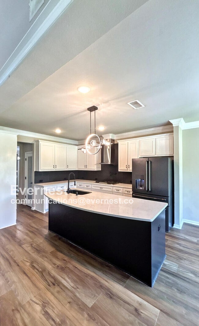 Photo - 306 Greenhill St