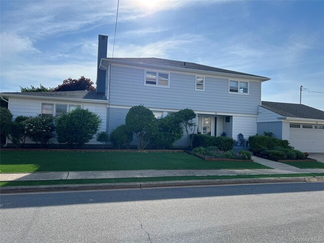 Photo - 44 Matlock St