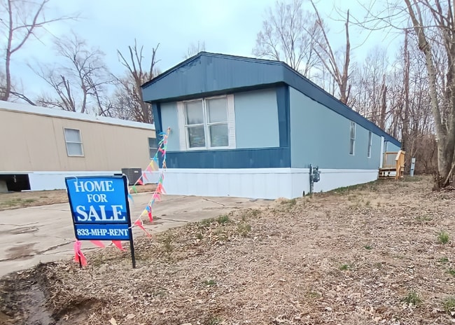 Photo - 47 Deerwood Park