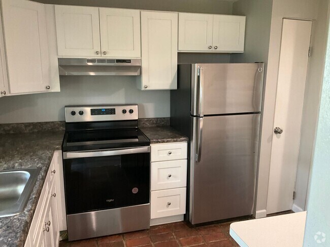 Building Photo - 1530 Barr Ave Unit B Rental