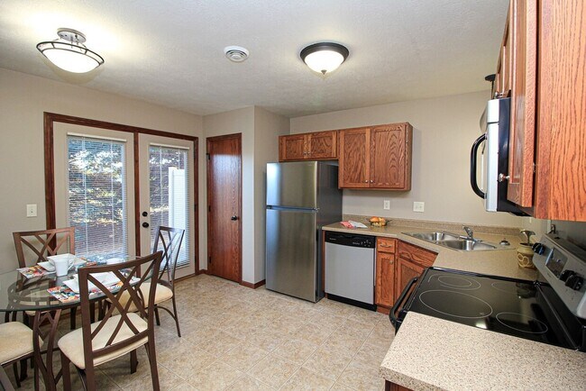 Photo - Boulder Creek Apartments