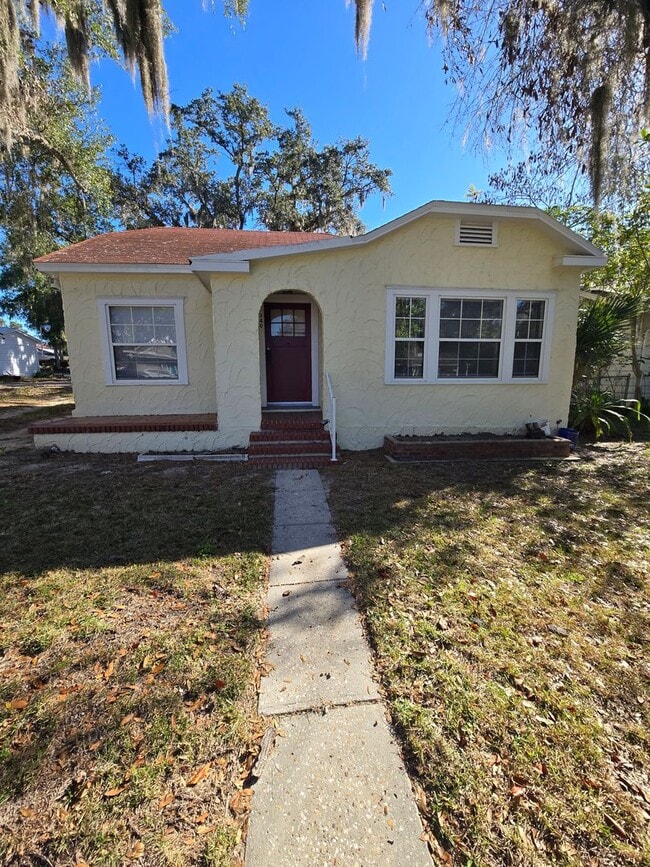 Building Photo - Charming Two-Bedroom Home in Winter Haven