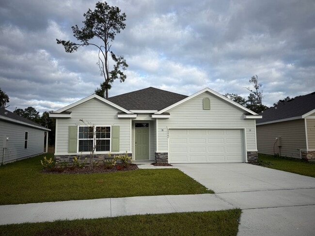 Photo - 4 Bedroom 2 Bath Close to Hospitals and Shopping